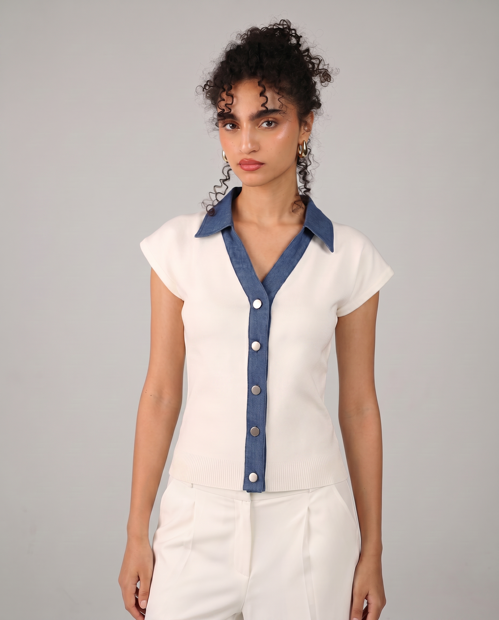 DENIM COLLAR KNIT TOP IN DARK DENIM