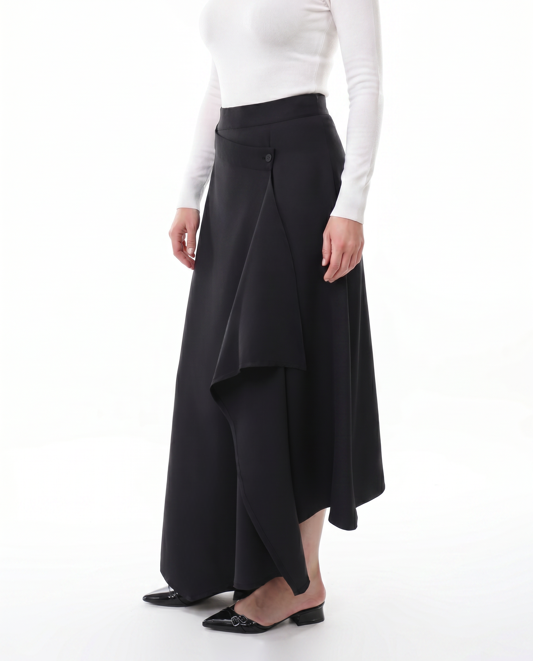 LAYERED MIDI SKIRT WITH RUFFLE IN BLACK