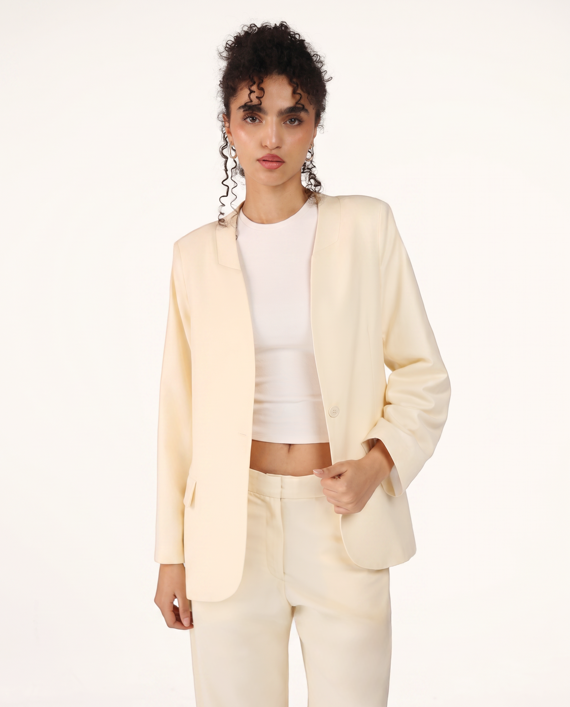 OVERSIZED LAPELLESS BLAZER IN CREAM IVORY